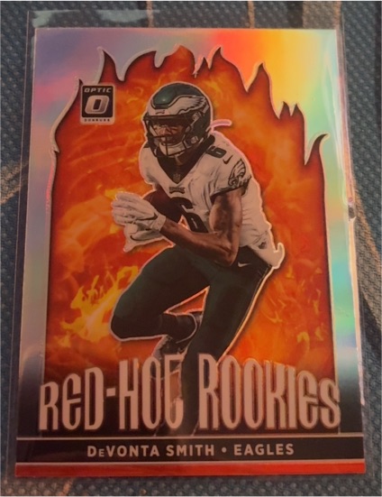 2021 Donruss Optic #RHR-3 DeVonta Smith Red Hot Rookies — front