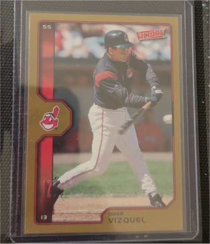 2002 Upper Deck Victory #73 Omar Vizquel — front