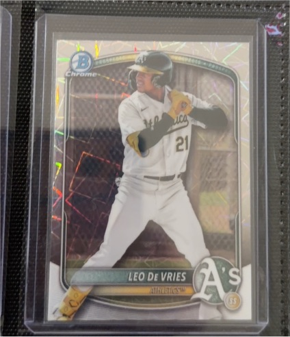 2025 Bowman Draft Chrome #BDC-87 Leo De Vries — front