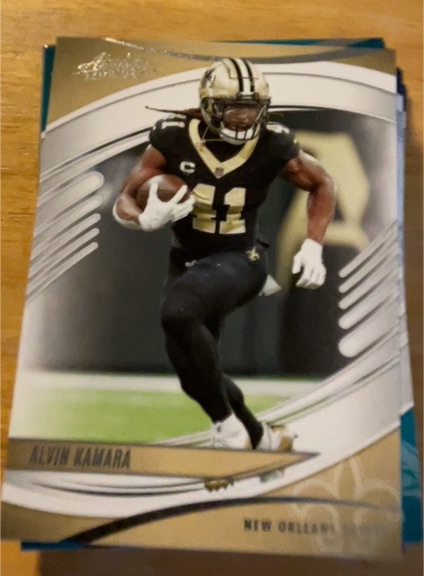2025 Panini Absolute #36 Alvin Kamara — front