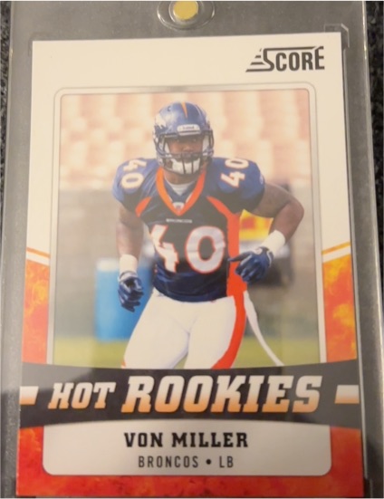 2011 Score #30 Von Miller Hot Rookies — front