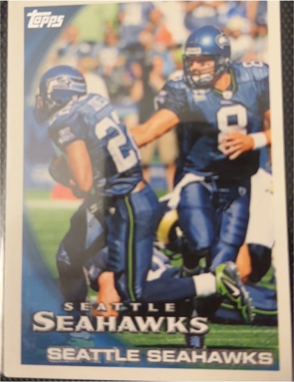2010 Topps #385 Seattle Seahawks Matt Hasselbeck — front