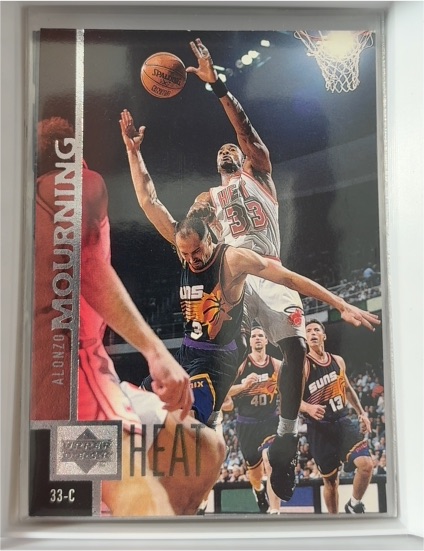 1997-98 Upper Deck #67 Alonzo Mourning Miami Heat — front