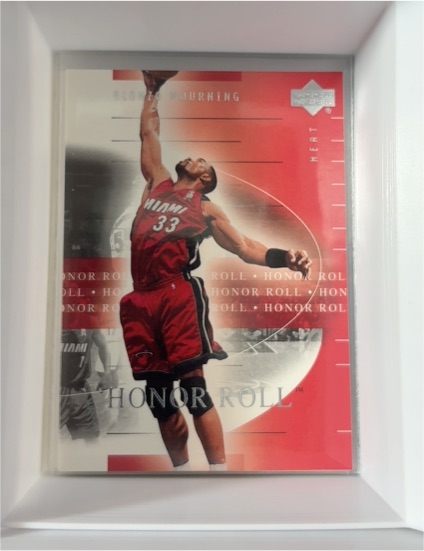 2001-02 Upper Deck Honor Roll #44 Alonzo Mourning — front