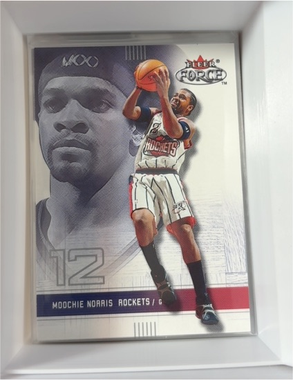 2001-02 Fleer Force #132 Moochie Norris — front