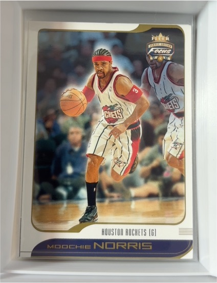 2001-02 Fleer Focus Jersey Edition #21 Moochie Norris — front