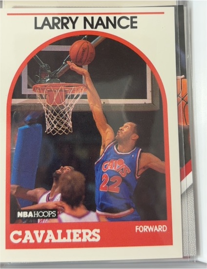 1989-90 NBA Hoops #25 Larry Nance — front
