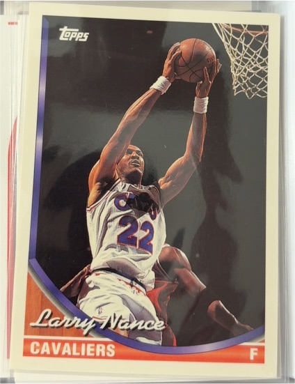 1993-94 Topps #74 Larry Nance — front