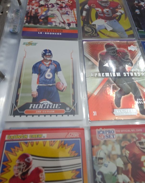 2006 Fleer #06 Jay Cutler Rookie — front