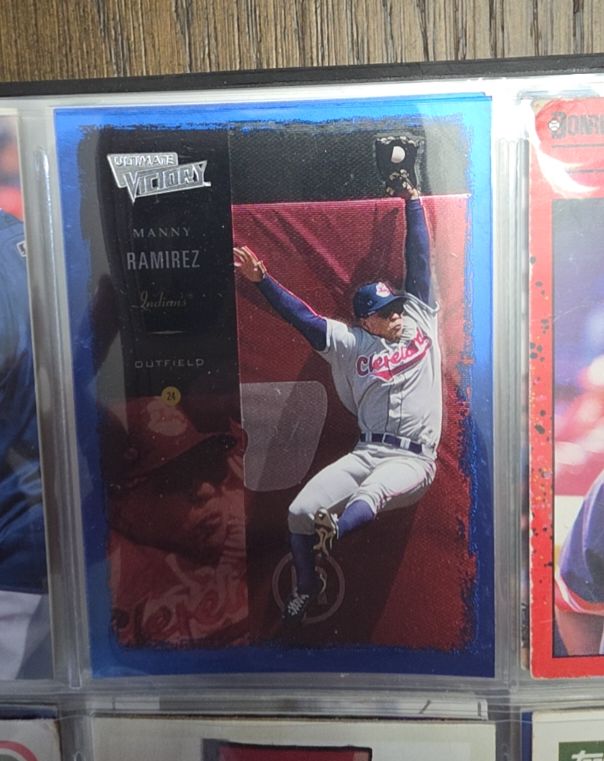 2000 Upper Deck Ultimate Victory #14 Manny Ramirez — front