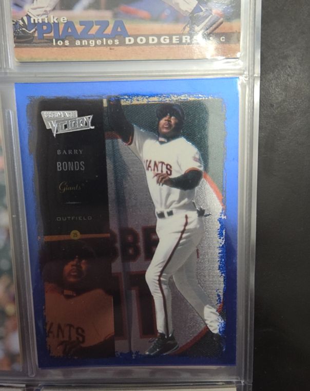 2000 Upper Deck Ultimate Victory #68 Barry Bonds — front