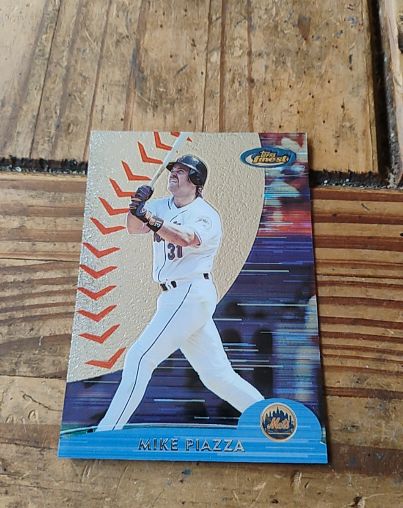 2000 Topps Finest #226 Mike Piazza — front