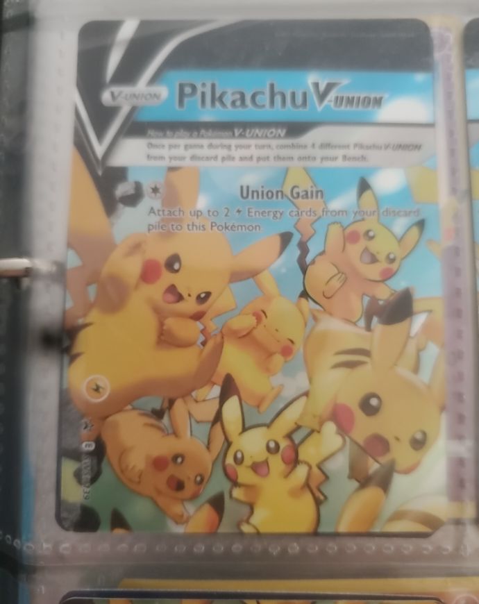 2021 Pokémon TCG SWSH139 Pikachu V-Union — front