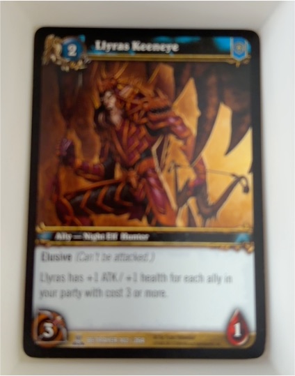 World of Warcraft TCG Servants of the Betrayer #142 Llyras Keeneye — front