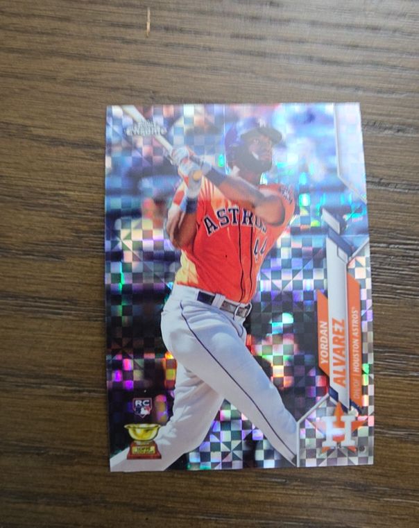 2020 Topps Chrome #200 Yordan Alvarez — front