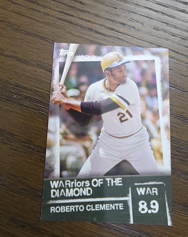 2020 Topps #WOD-42 Roberto Clemente WARriors of the Diamond — front