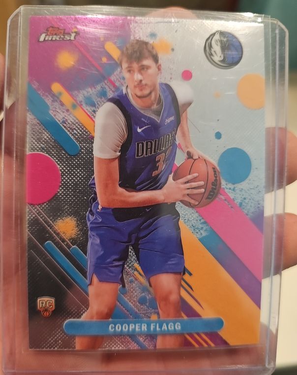 2025 Topps Finest #1 Cooper Flagg Rookie Card Dallas Mavericks — front