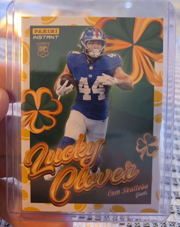 2025 Panini Instant #19 Cam Skattebo Lucky Clover — front
