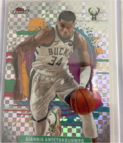 2025-26 Topps Finest #148 Giannis Antetokounmpo — front