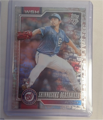 2026 Topps Series 1 #32 Shinnosuke Ogasawara — front