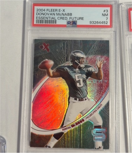 2004 Fleer E-X #3 Donovan McNabb — front