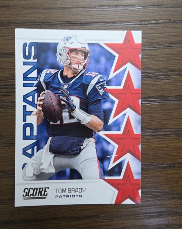 2019 Panini Score Captains #C-14 Tom Brady — front