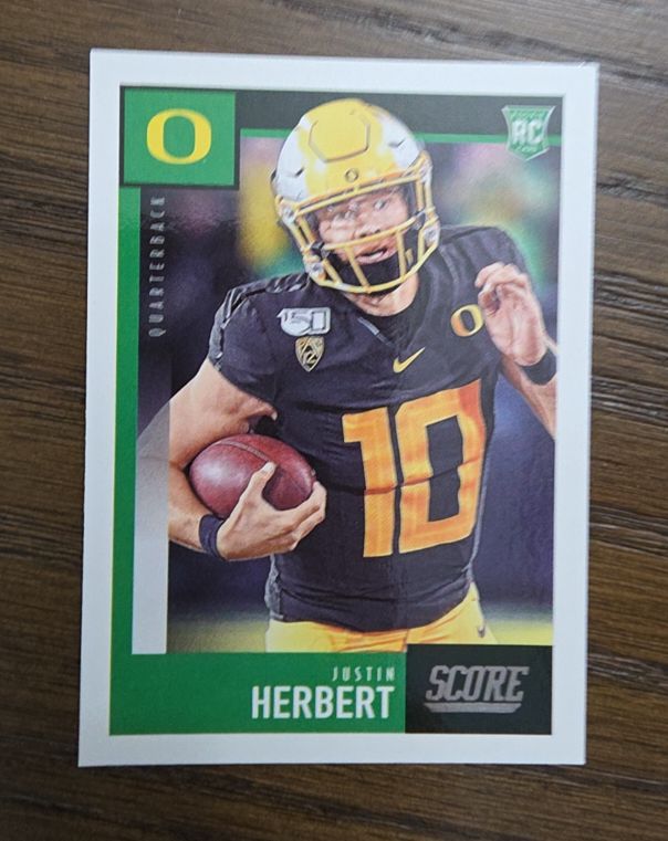 2020 Panini Score #362 Justin Herbert — front