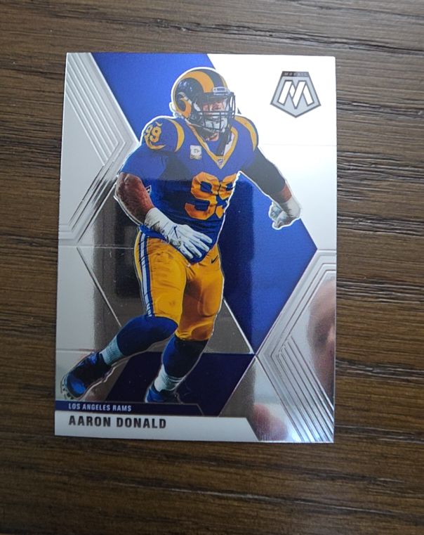 2020 Panini Mosaic #118 Aaron Donald — front