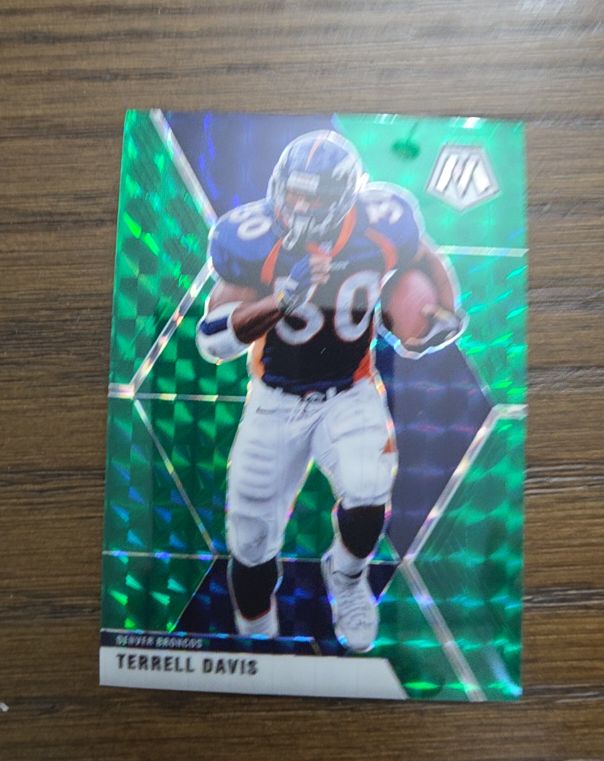 2020 Panini Mosaic #68 Terrell Davis — front