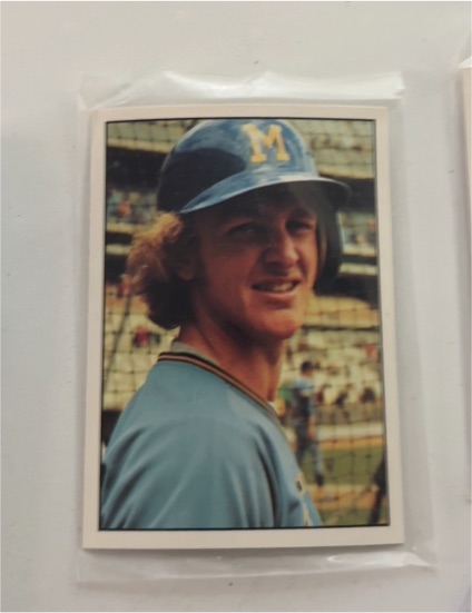 1975 SSPC #238 Robin Yount — front