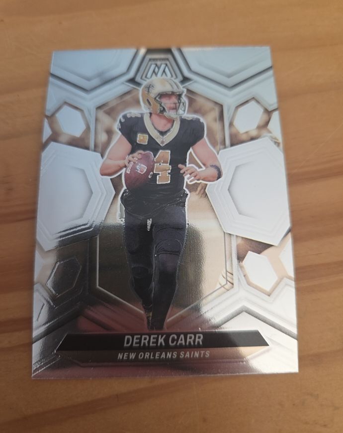 2024 Panini Mosaic #155 Derek Carr Silver Prizm — front