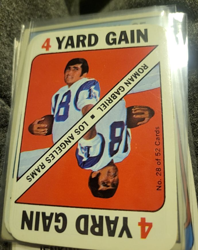 1971 Topps Football Game #28 Roman Gabriel — front