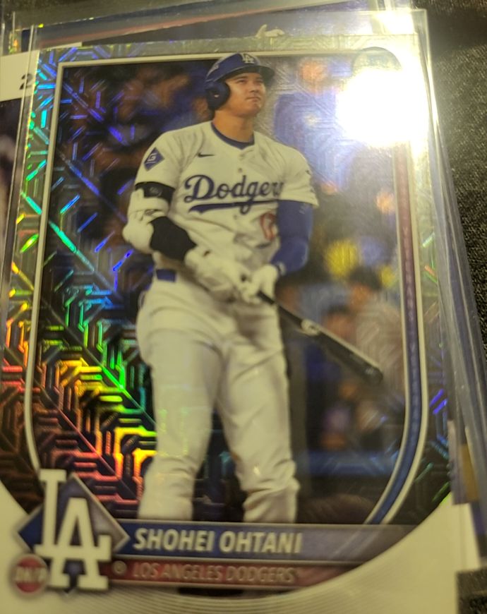2025 Bowman Chrome #17 Shohei Ohtani — front