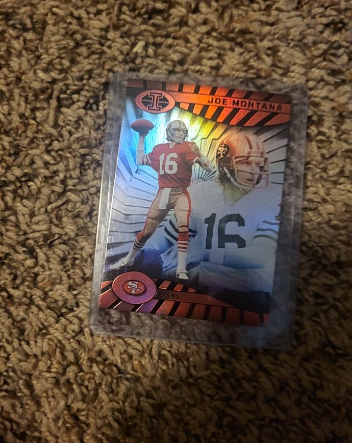 2024 Panini Illusions #98 Joe Montana — front
