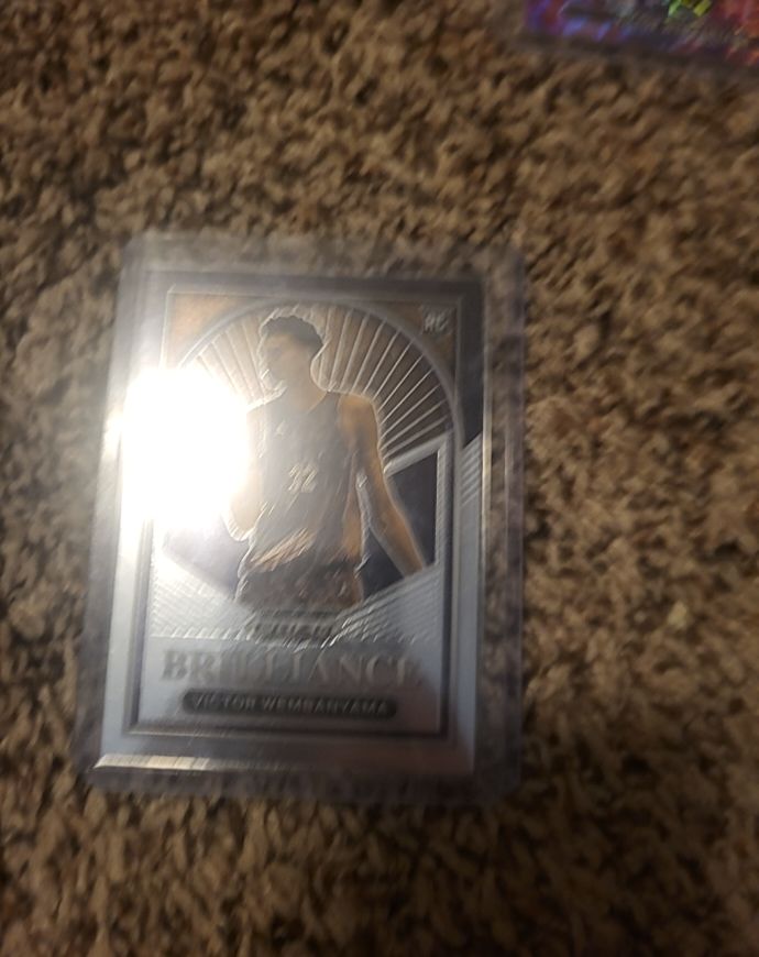 2023-24 Panini Prizm Draft Picks Brilliance #1 Victor Wembanyama Rookie Card — front