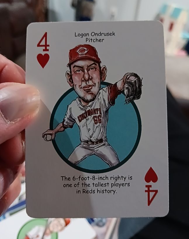 2011 Walgreens Reds Deck of Cards #4 Logan Ondrusek — front