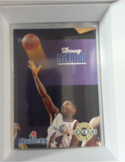 1992-93 SkyBox #401 Doug Overton — front