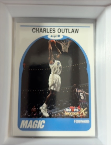 1999 Hoops Decade #128 Charles Outlaw — front