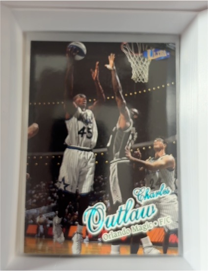 1997-98 Fleer Ultra #220 Charles Outlaw — front