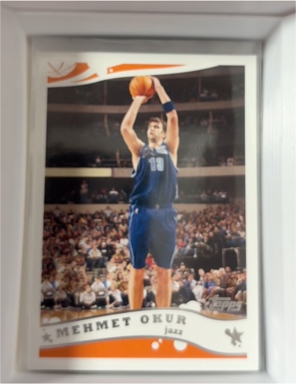 2005-06 Topps #63 Mehmet Okur — front