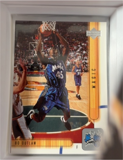 2000-01 Upper Deck #122 Bo Outlaw — front