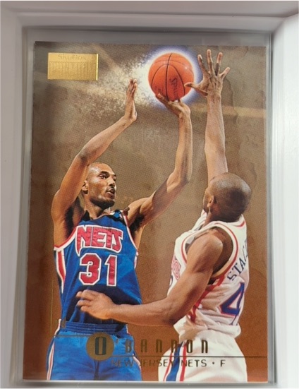 1996-97 SkyBox Premium #74 Ed O'Bannon — front