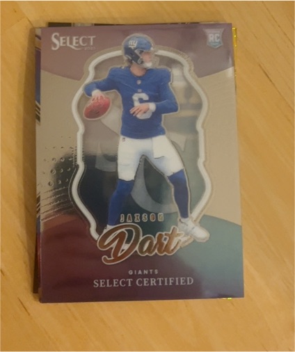 2025 Panini Select #17 Jaxson Dart Select Certified Rookie — front