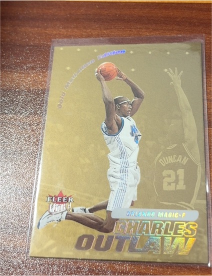 2000-01 Fleer Ultra #132G Charles Outlaw — front