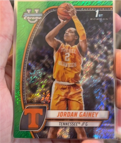 2024-25 Bowman Chrome University #33 Jordan Gainey Green Shimmer Refractor — front