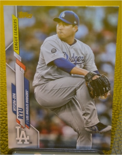 2020 Topps Gold #86 Hyun-Jin Ryu — front
