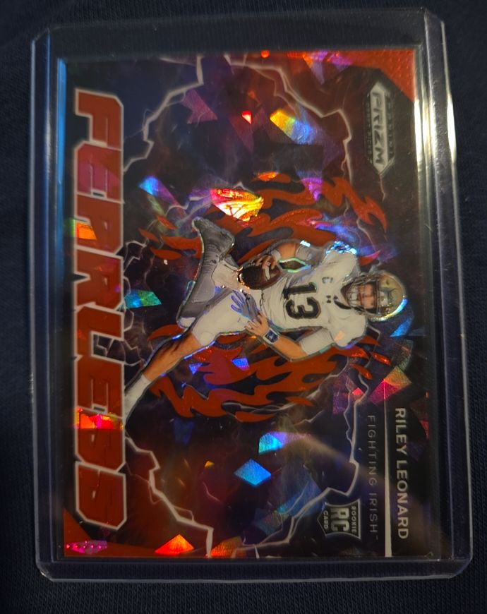 2025 Panini Prizm Draft Picks #F-RLD Riley Leonard Fearless Red Ice — front