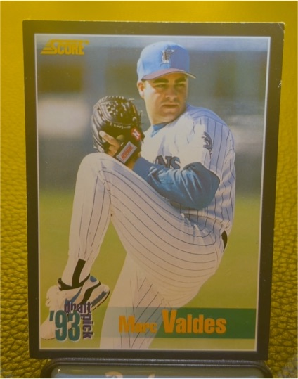 1994 Score #555 Marc Valdes — front