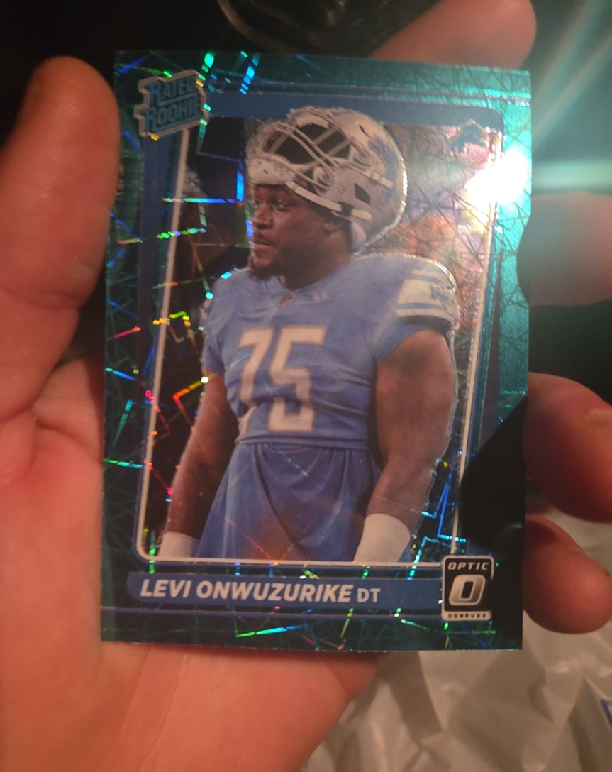 2021 Donruss Optic #270 Levi Onwuzurike — front