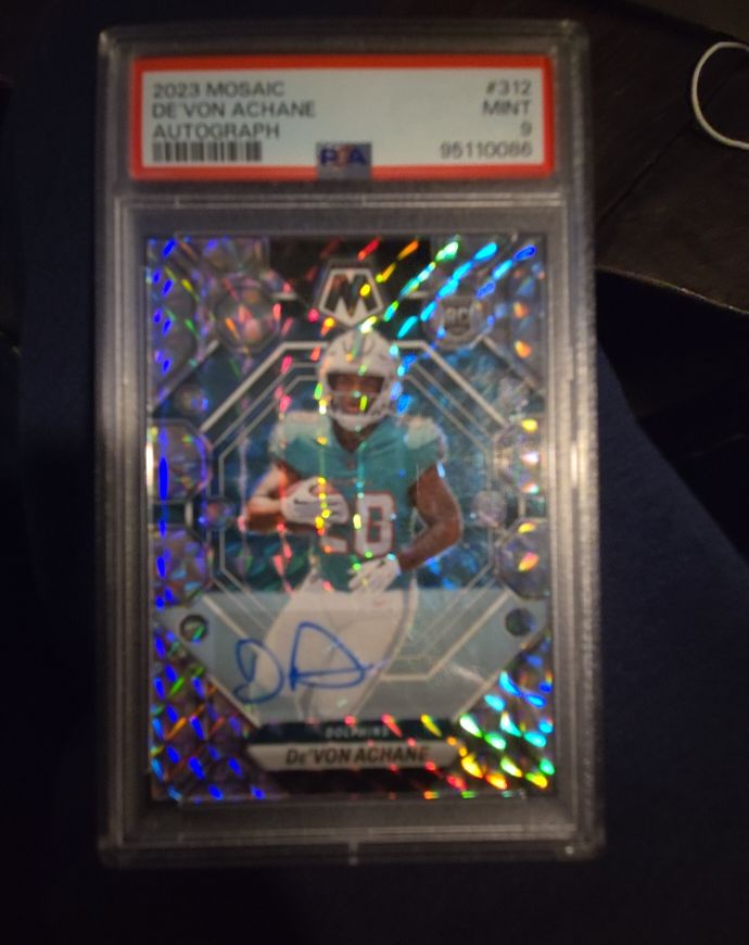 2023 Panini Mosaic #312 De'Von Achane — front